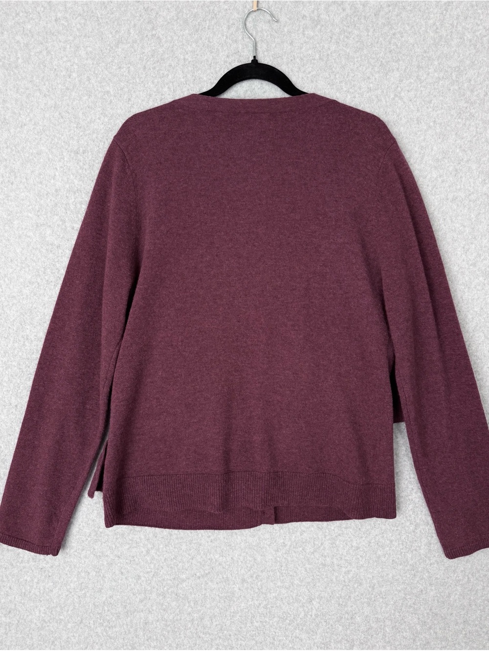 Garnet Hill Cardigan Sweater Large Burgundy Purple Red Wool V-neck Ruffle Front - Picture 7 of 15
